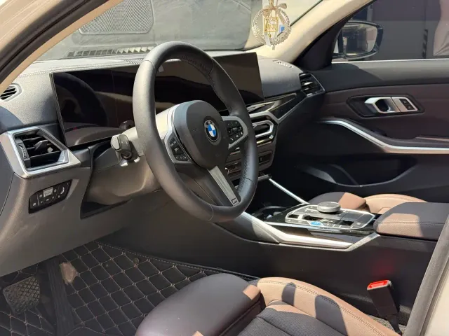 BMW i3 — Фото автомобиля 4