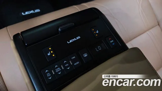 Lexus ES Generation 7 — Фото автомобиля 29