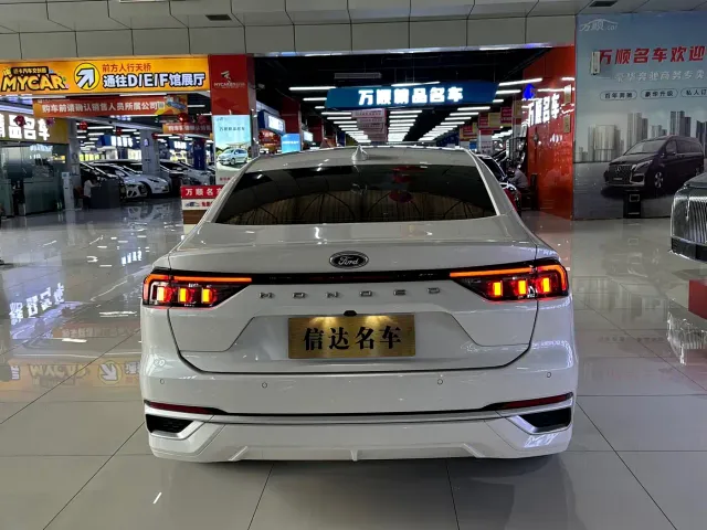 Ford Mondeo — Фото автомобиля 15