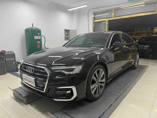 Audi A6L — Фото автомобиля 3