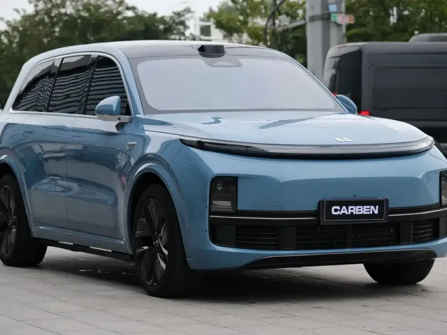 Li Auto Li Xiang L9 2022 Max — Фото автомобиля 2
