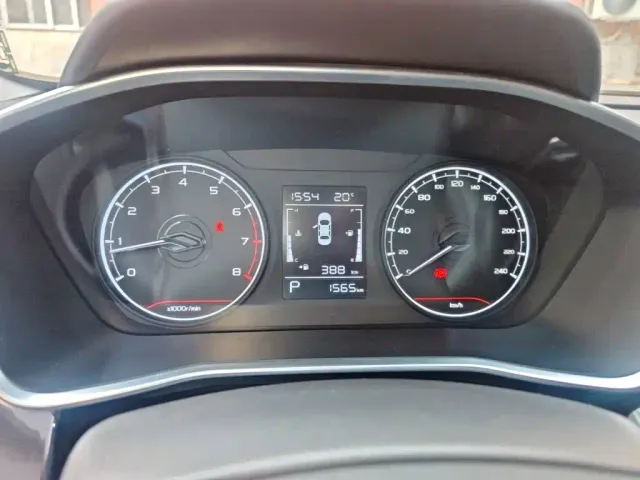 Geely Binyue — Фото автомобиля 11