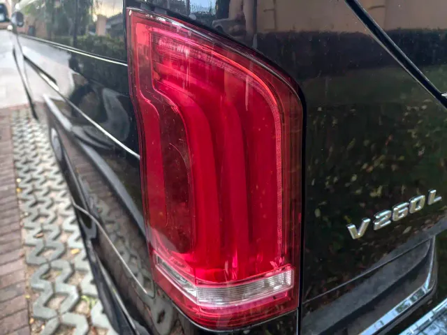 Mercedes-Benz V-Class — Фото автомобиля 16