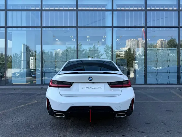 BMW 3 Series — Фото автомобиля 8