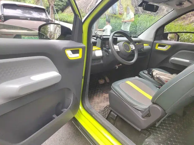 Wuling Hongguang Mini EV — Фото автомобиля 13