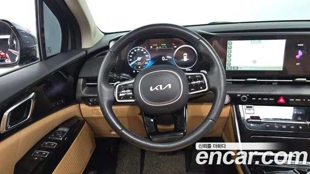 Kia Carnival Generation 4 — Фото автомобиля 12