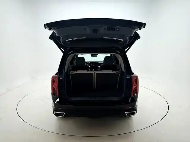 GAC Trumpchi GS8 — Фото автомобиля 17