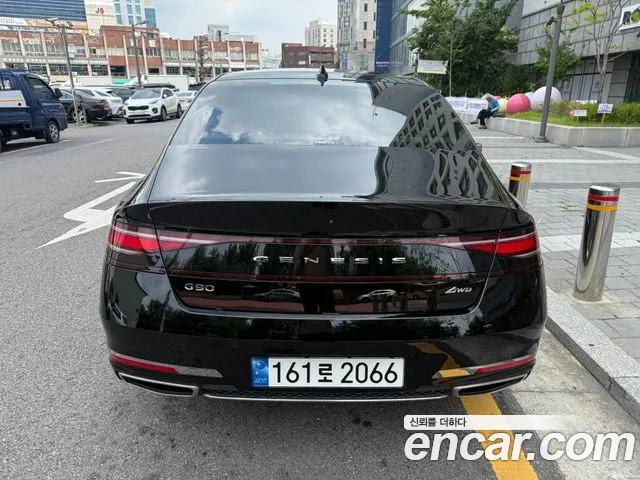 Genesis G90 Бензин 3.5 турбо AWD — Фото автомобиля 4