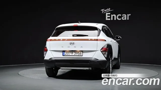 Hyundai Kona SX2 — Фото автомобиля 4
