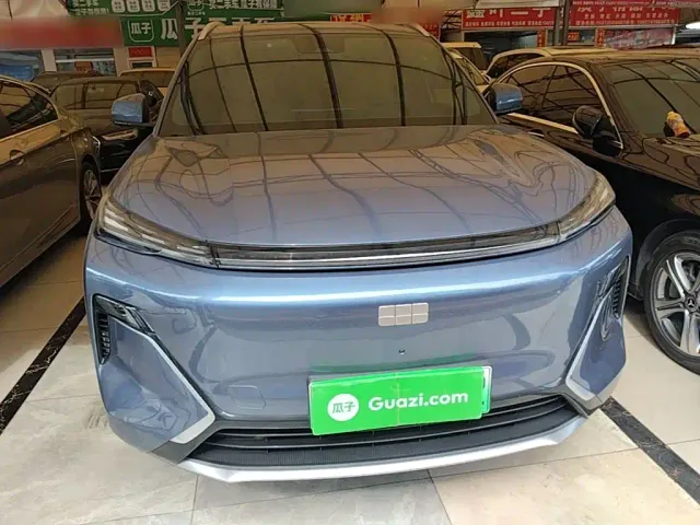 Geely Galaxy Starship 7 EM-i — Фото автомобиля 2
