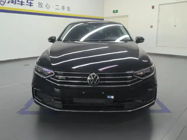 Volkswagen Magotan — Фото автомобиля 2
