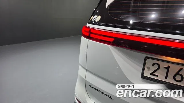 Kia Canival Carnival 4 поколение Бензин 9 мест Prestige — Фото автомобиля 21