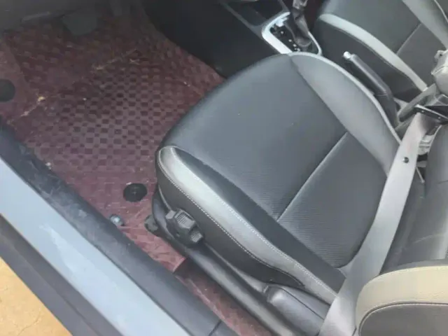 Kia KX1 — Фото автомобиля 9