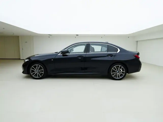 BMW 3 Series — Фото автомобиля 4