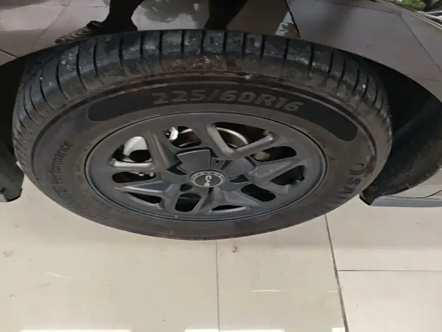 BYD Seal 05 DM-i — Фото автомобиля 22