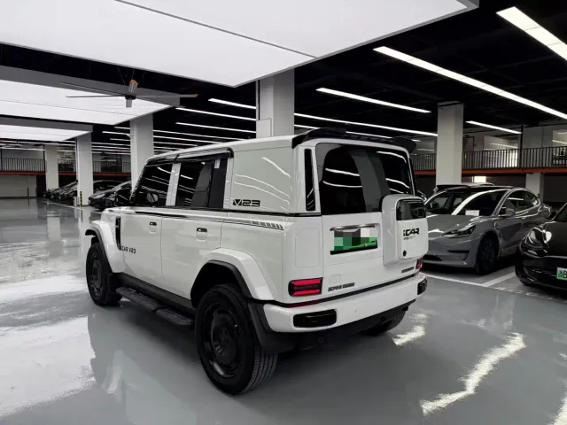 iCAR V23 — Фото автомобиля 13