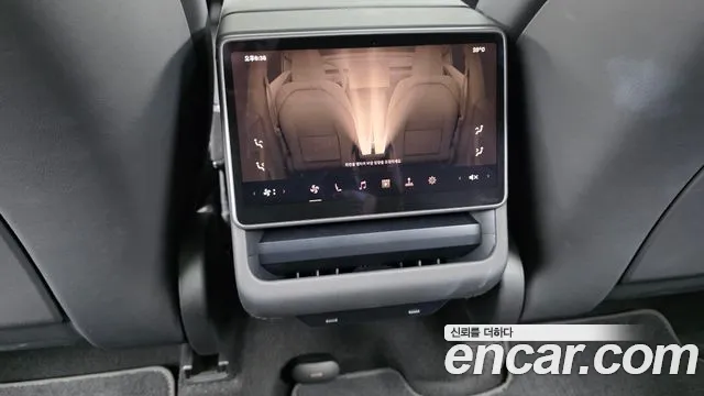Tesla Model Y — Фото автомобиля 25