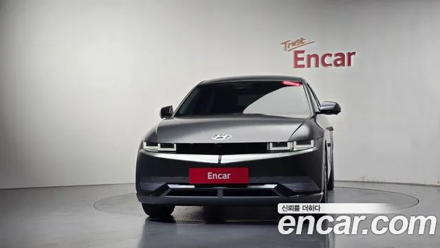 Hyundai Ioniq 5 — Фото автомобиля 3