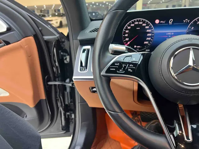 Mercedes-Benz S-Class — Фото автомобиля 13