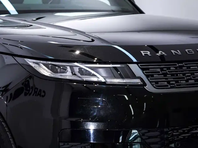 Land Rover Range Rover Sport — Фото автомобиля 9