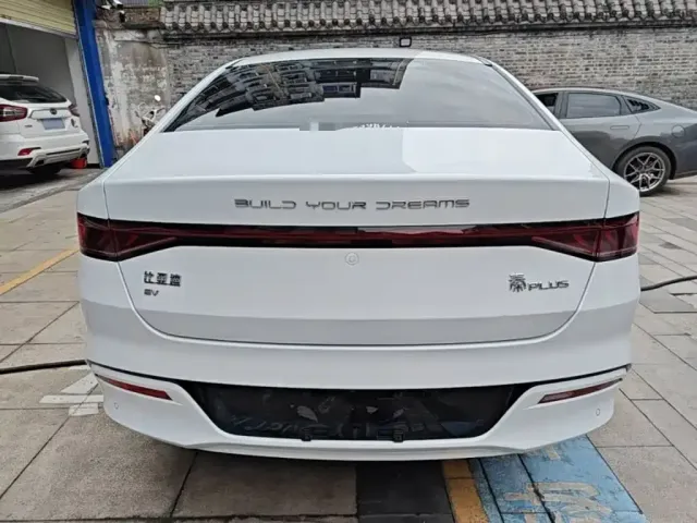 BYD Qin PLUS — Фото автомобиля 5