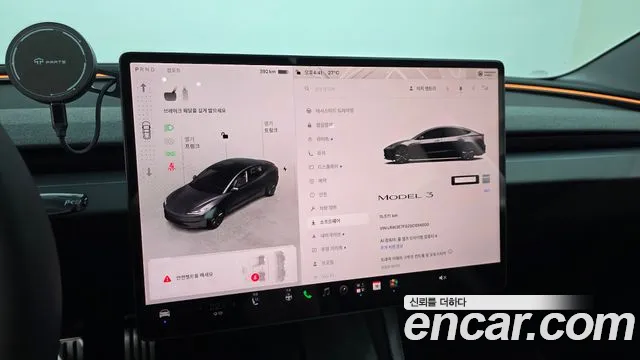 Tesla Model 3 — Фото автомобиля 8