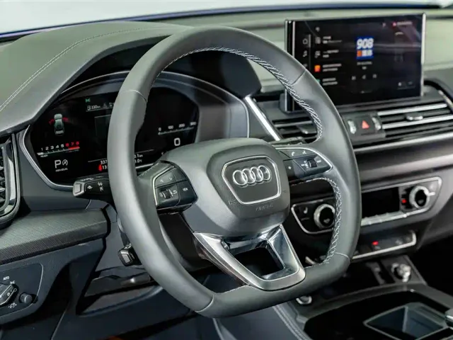 Audi Q5L — Фото автомобиля 11
