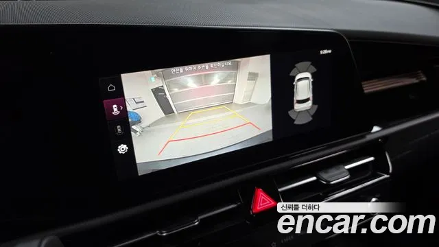 Kia Niro — Фото автомобиля 22
