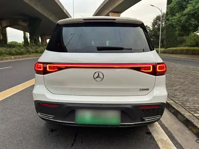 Mercedes-Benz EQB — Фото автомобиля 20