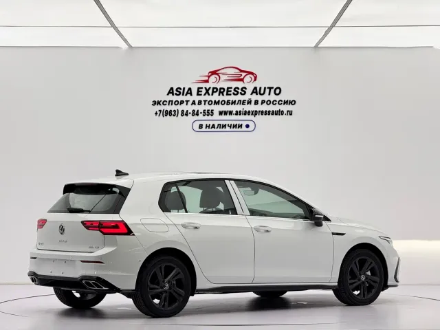 Volkswagen Golf — Фото автомобиля 4