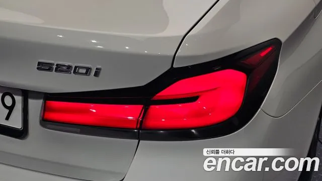 BMW 5-Series — Фото автомобиля 18