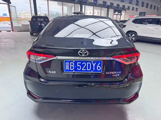 Toyota Corolla — Фото автомобиля 5