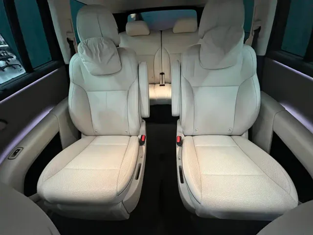 Li Auto i8 — Фото автомобиля 10