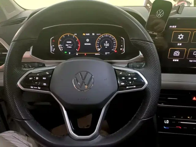 Volkswagen Tharu — Фото автомобиля 10