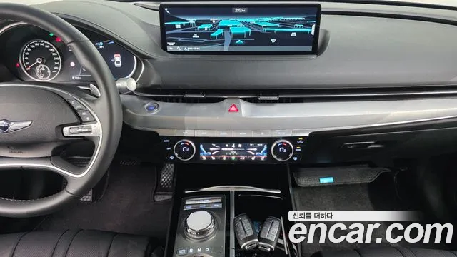 Genesis G80 Electrified G80 (RG3) — Фото автомобиля 13