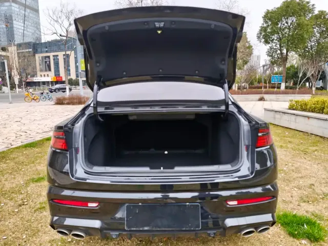Geely Xingrui — Фото автомобиля 15