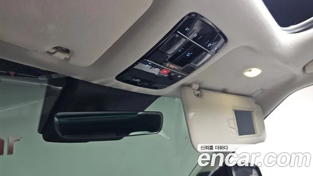 Hyundai Santafe Santa Fe (MX5) Бензин 2.5T 2WD — Фото автомобиля 27