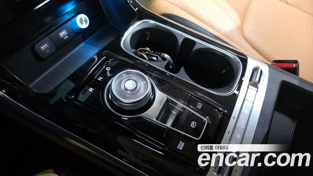 Kia Canival Carnival 4 поколение Бензин 7 мест Noblesse — Фото автомобиля 9