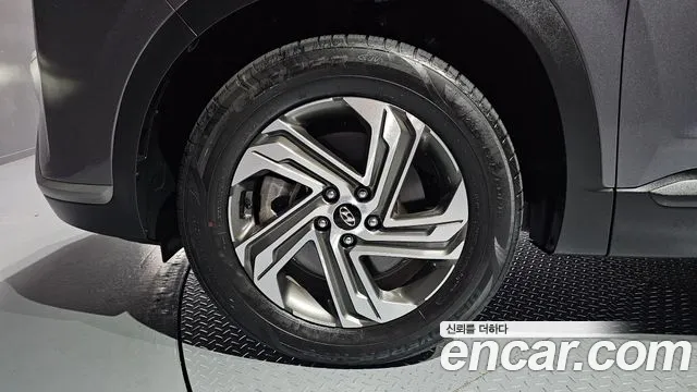 Hyundai Santa Fe New — Фото автомобиля 5