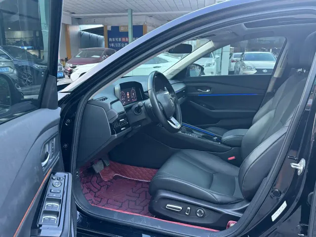 Honda Accord — Фото автомобиля 4