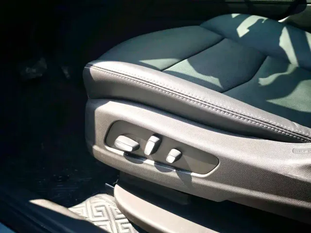 Cadillac XT6 — Фото автомобиля 8
