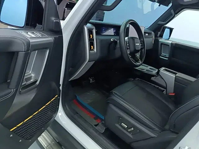iCAR V23 — Фото автомобиля 15
