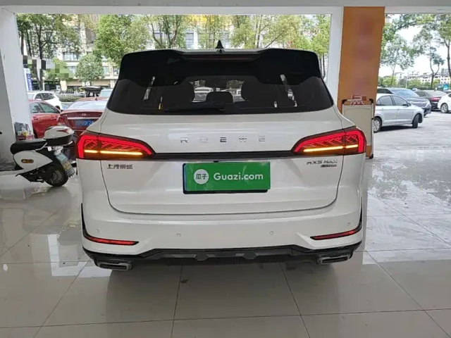 Roewe RX5 Max — Фото автомобиля 3