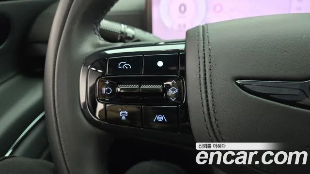 Genesis GV80 — Фото автомобиля 27