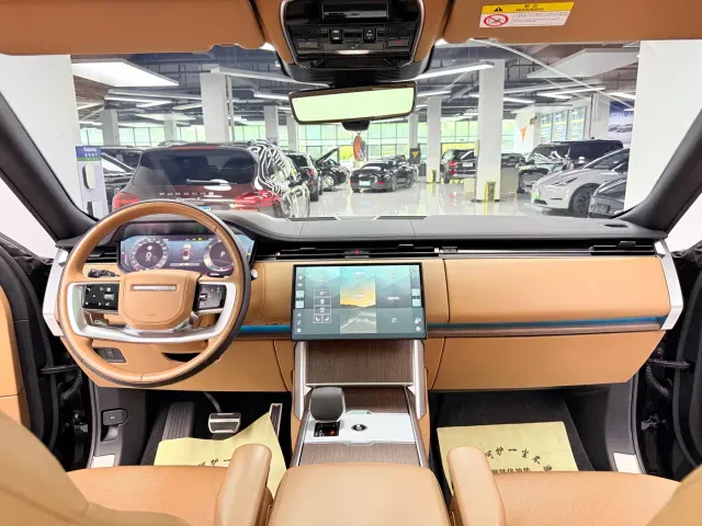 Land Rover Range Rover — Фото автомобиля 8