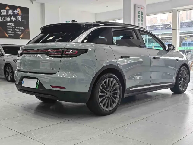Leapmotor C11 — Фото автомобиля 7