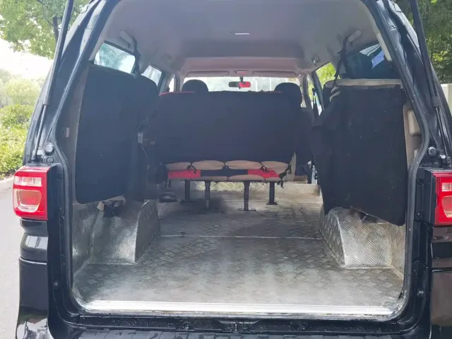 Dongfeng Fengxing Lingzhi 2022 M5L 1.6L Utility 7-Seater — Фото автомобиля 6