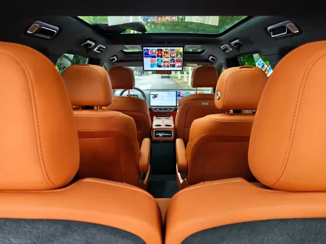 Li Auto L9 — Фото автомобиля 4