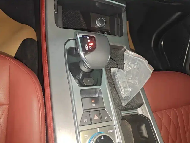 Jetour X70 Plus — Фото автомобиля 13