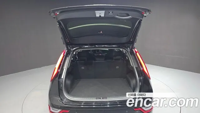 Kia Niro Niro (New) — Фото автомобиля 20
